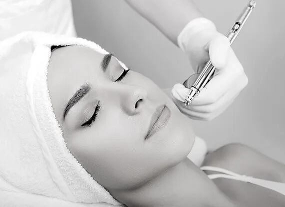 Banner do post Blefaroplastia sem cortes traz resultados?