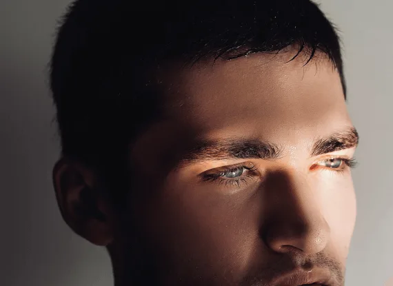 Banner do post Blefaroplastia: o procedimento preferido entre os homens
