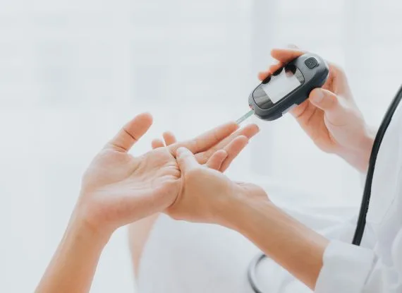 Banner do post Diabetes e cirurgias plásticas faciais: o que você precisa saber